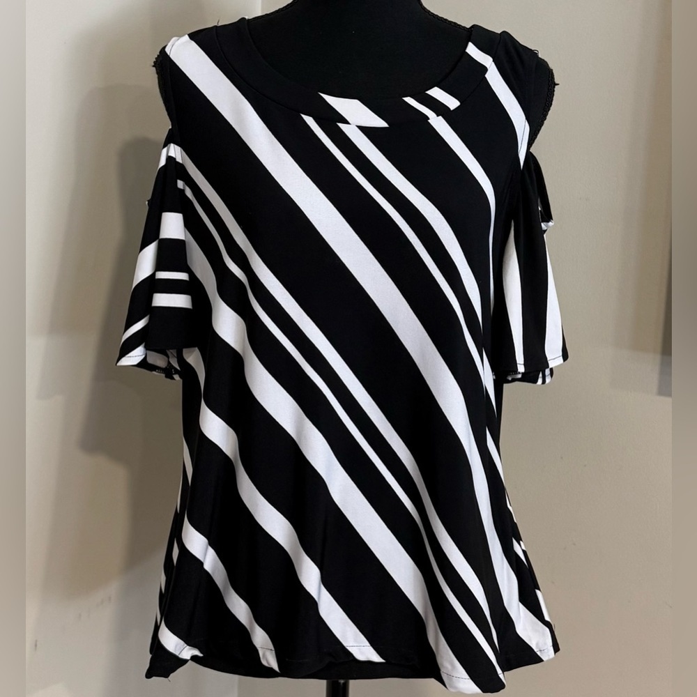 Chicos Black and White Cold Shoulder Top